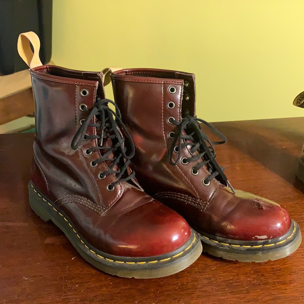 Size 9 women’s vegan red docs!